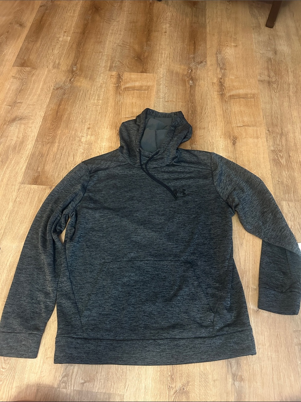 Under Armour Men's Dark Gray Pullover Hoodie. NWOT